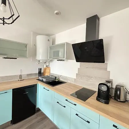 Appartement Bleuet Centre-ville -parking & Clim *